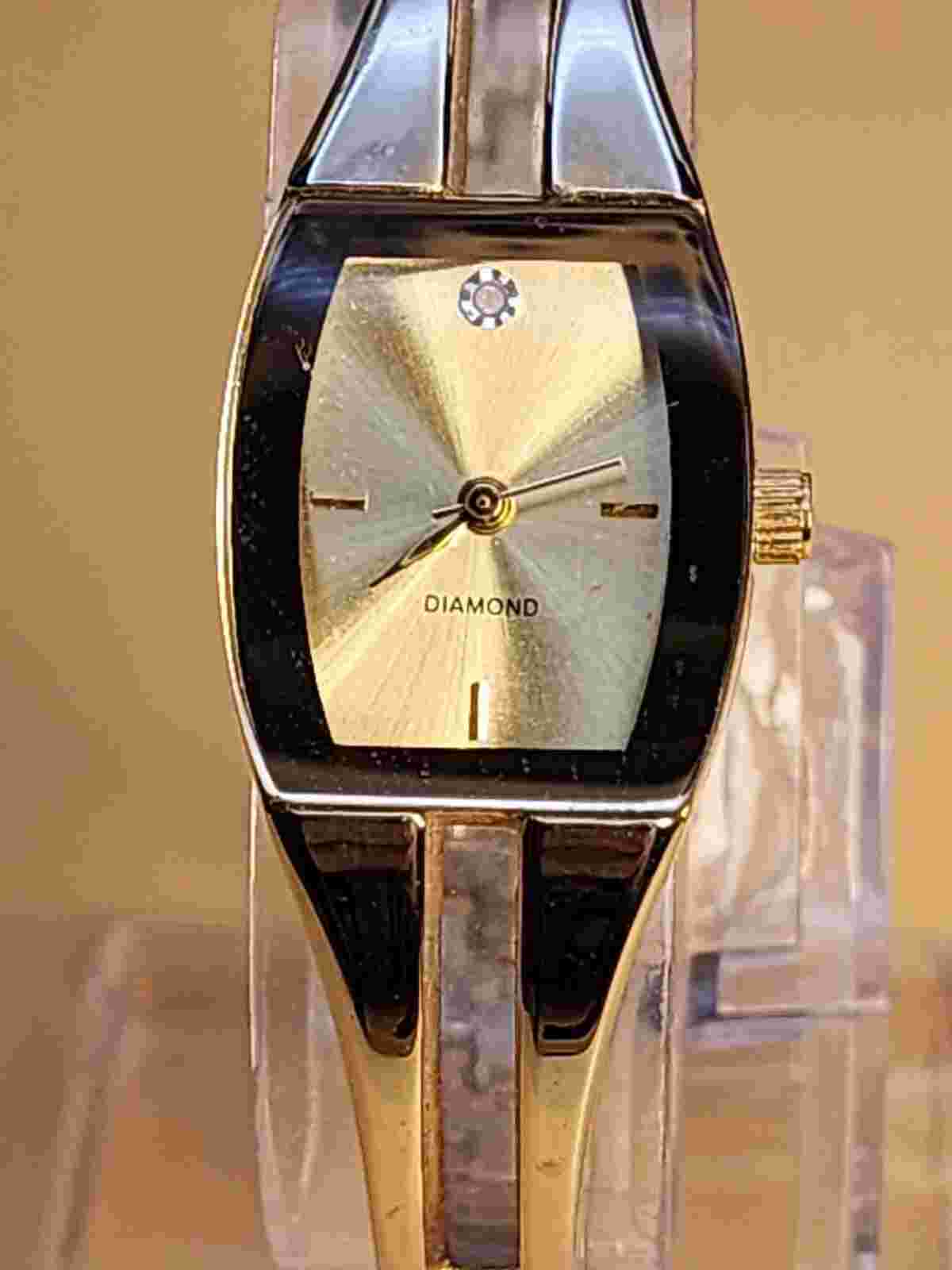 Vintage ALLUDE DIAMOND Gold Tone Bracelet Watch MINT Condition FREE $HIPPING!!