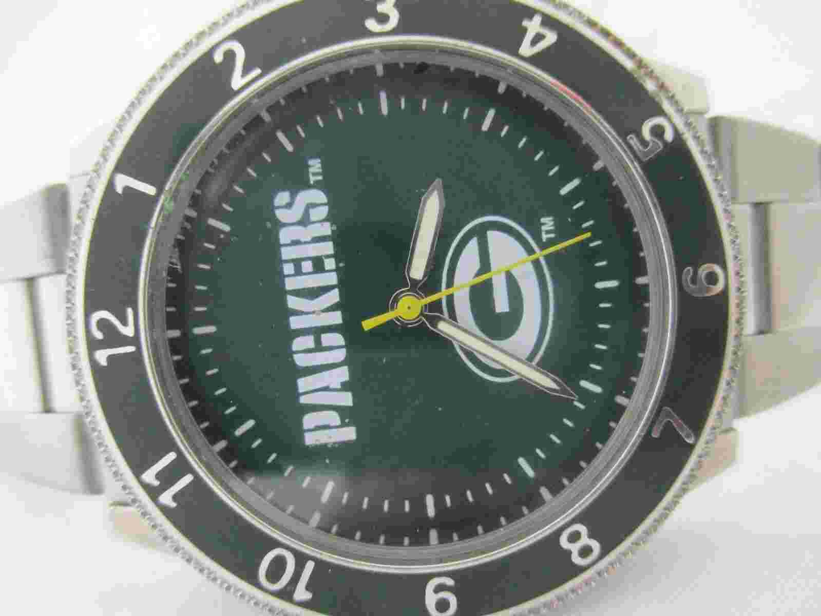 Packers NFL Fantasma Watch Silver Tone Stainless Steel Ticking