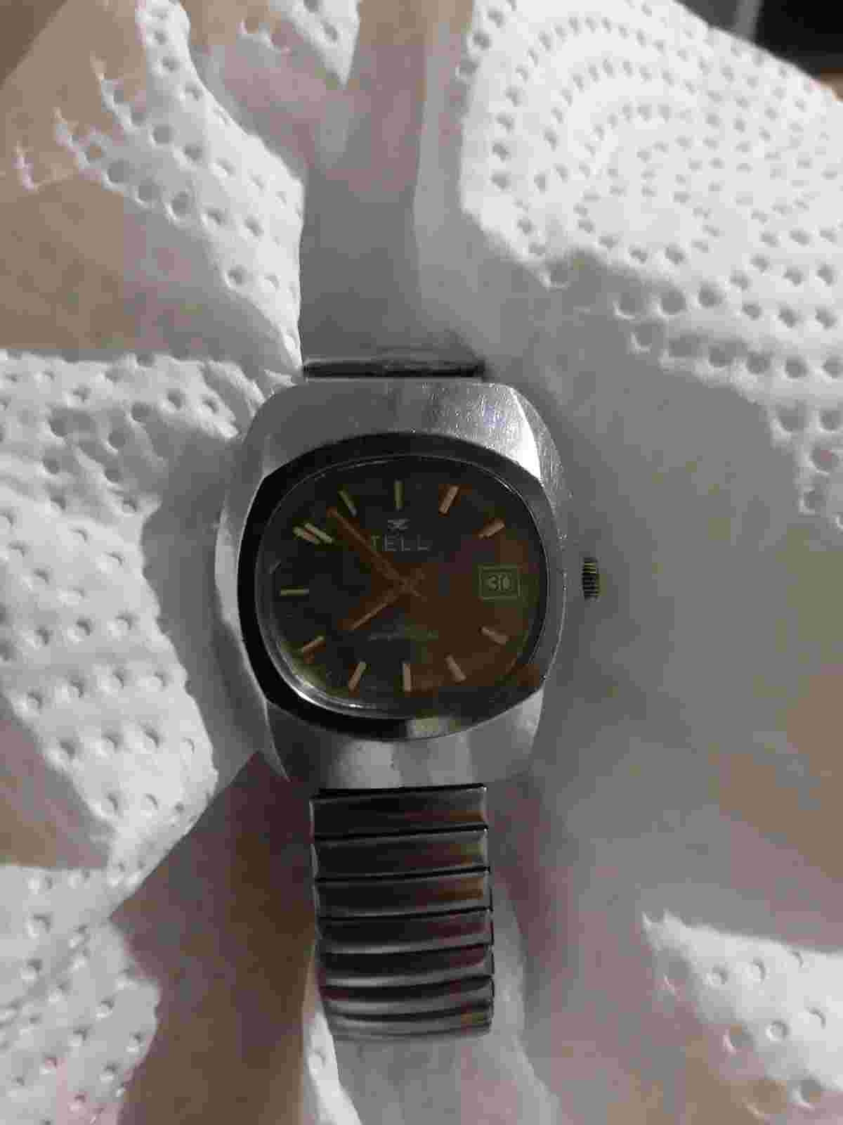 Vintage Swiss TELL Mechanical Men's Watch.