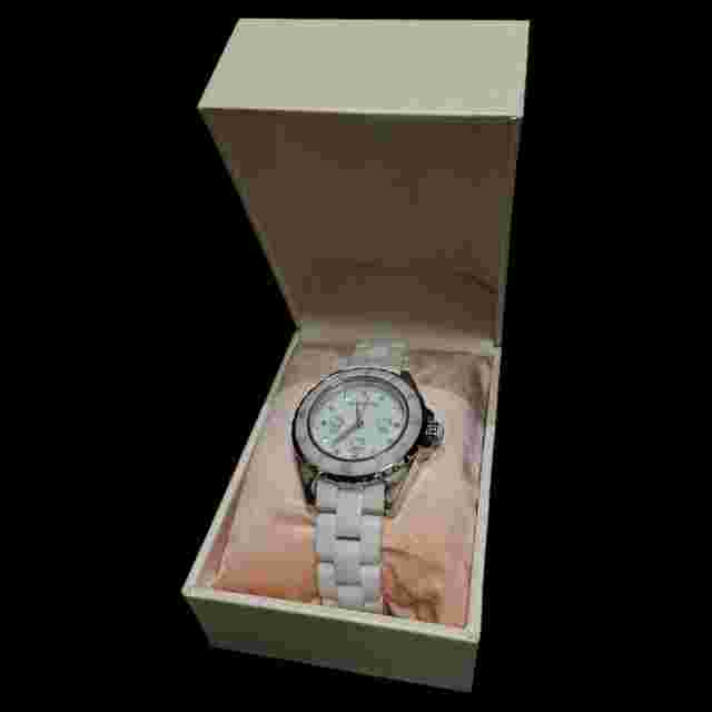 Sanrio Hello Kitty 35th Luxury White Ceramic Diamond Watch Limited to 5000 JP