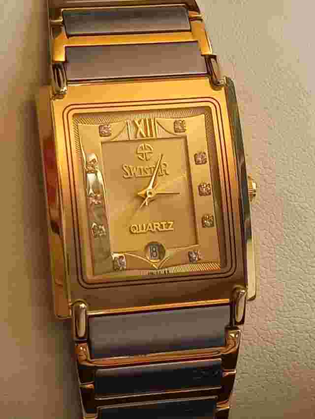 Mens Swistar Wristwatch. Fully Working. Boxed.