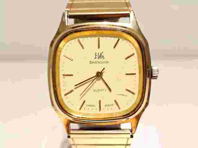VINTAGE RARE CHINA LUXURY ELEGANT GOLD TONE MEN'S QUARTZ WATCH "SHANGHAI" DSHI4R