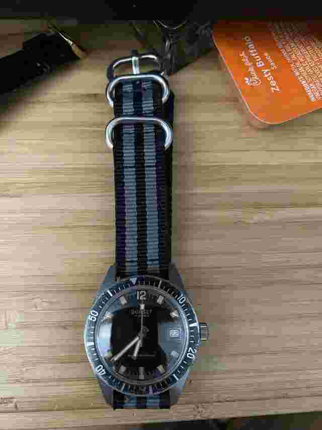 Vintage Skin Diver Dorset 17 Jewels Day Date Parts or Repair! Cool Piece!