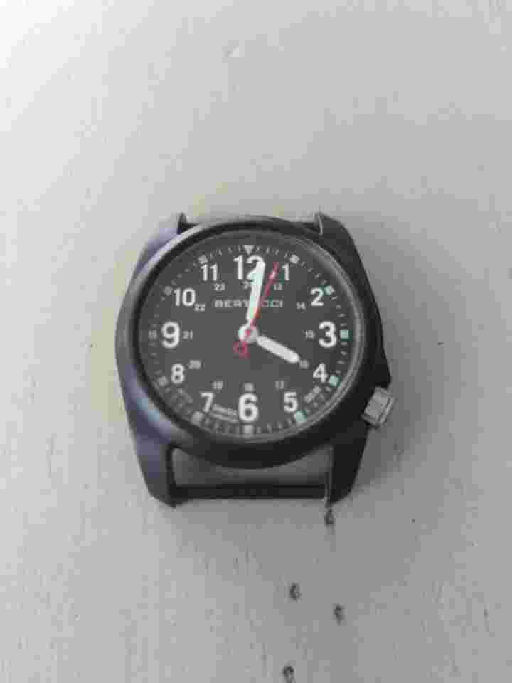 Bertucci A-2R DX3 Field  40mm Black Dial Black Nato Strap Quartz EUC Running