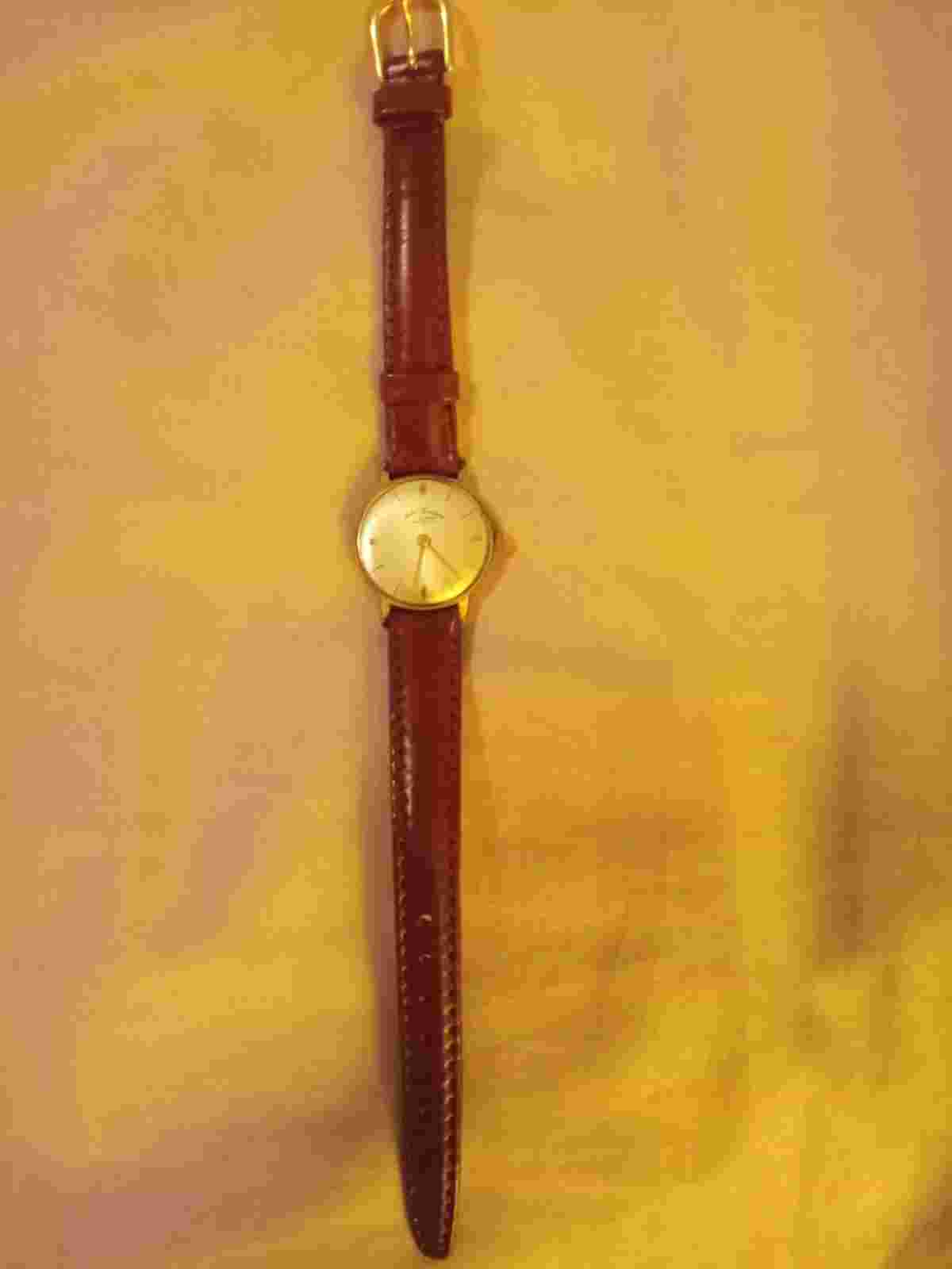 Andre Bouchard  17 Jewel Women's Watch Mechanical Wind Vintage