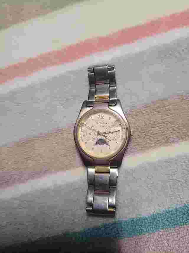 Vintage Xonix Moon Phase Triple Date Watch Needs Glass Replaced