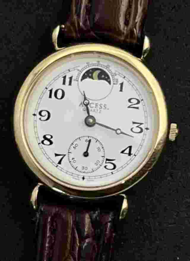 Vintage New AXCESS Moon Phase Sub-Sec Men’s 32mm Quartz Watch GP Case White Dial
