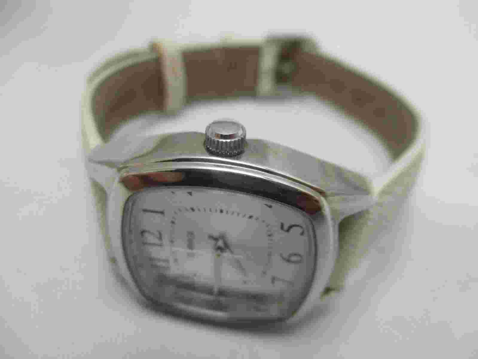 Carriage Wristwatch White Buckle Band Silver Tone Square Shaped Face