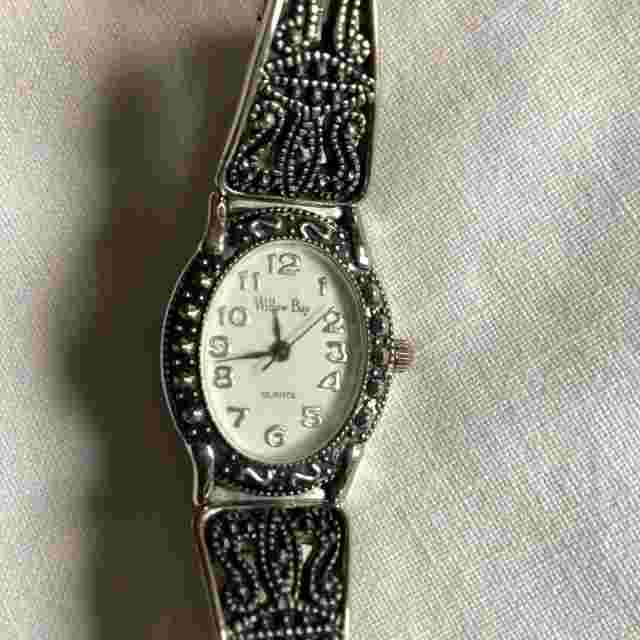 Willow Bay Wrist Watch Gold Tone Analog Ladies Watch Japan Movement Quartz Watch