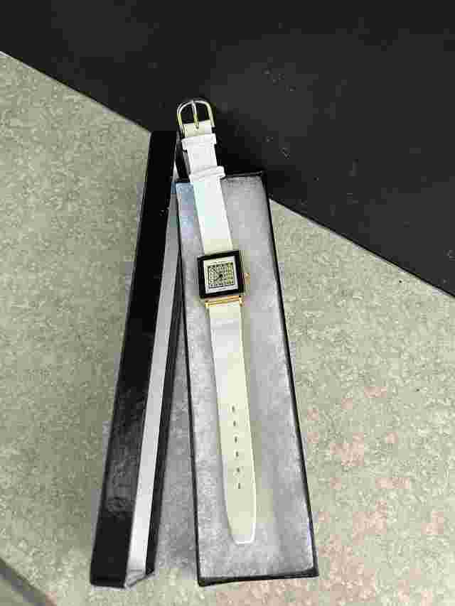 The One And Only Lucky Bingo Watch! 9” Da Vanci Quartz Japan Movement