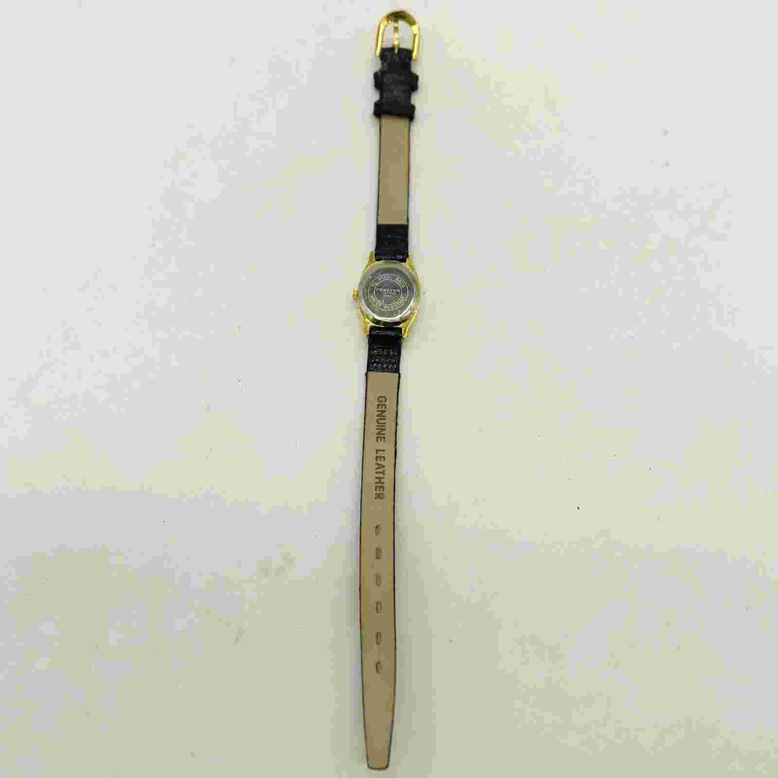 Vintage Ladies FOREVER Quartz Watch luminous hour markers new Battery Leather