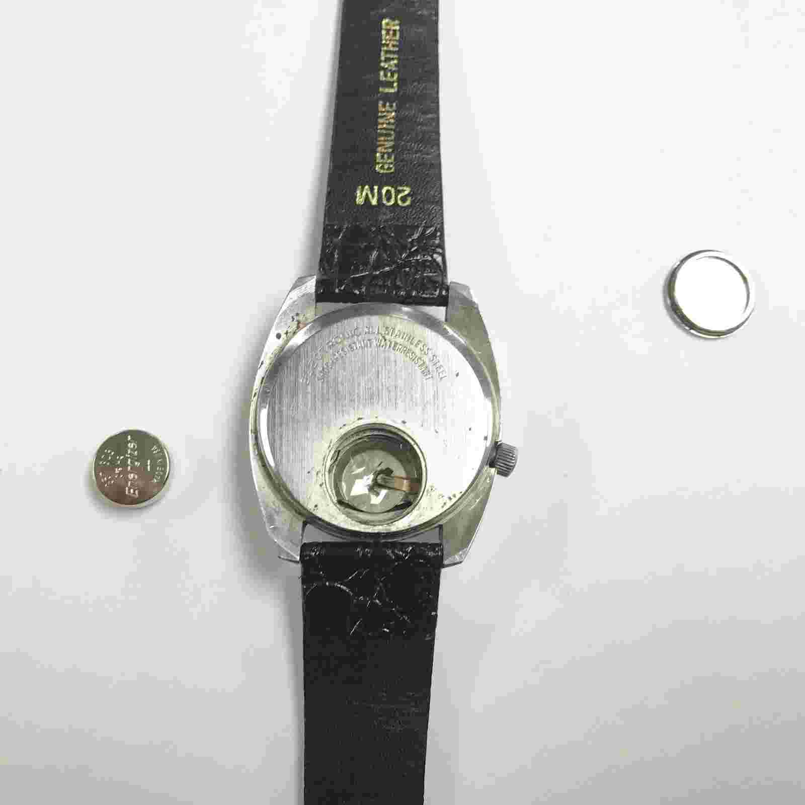 e777 Vintage LeGant QS Electronic Japan Mov't Stainless Back Wrist Watch 1970's