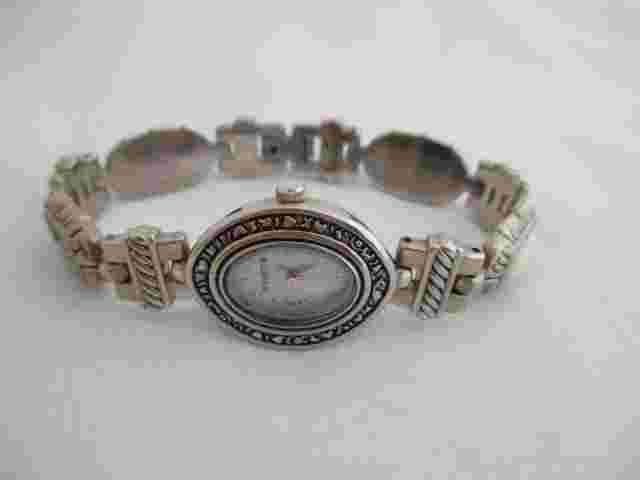 Valletta Women's Silver Toned Analog Watch Bracelet Band