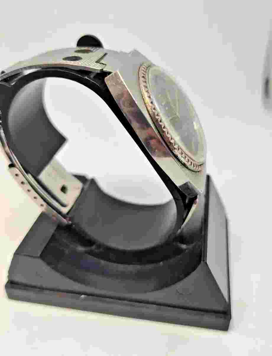 RENIS AUTOMATIC VINTAGE WATCH