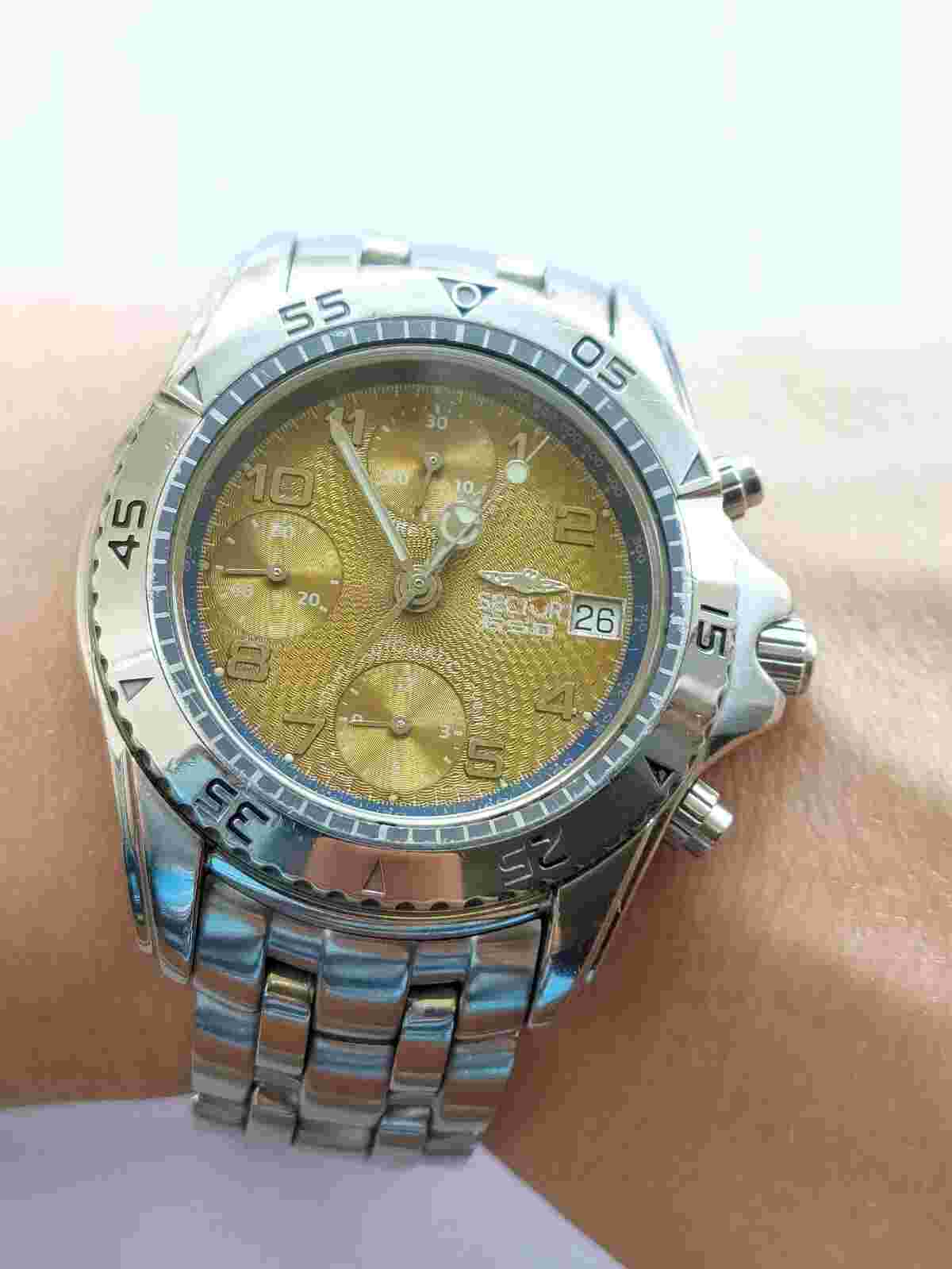 SECTOR WATCH 650 CHRONOGRAPH AUTOMATIC DIVER 300m MENS 40mm SWISS.JUST SERVICED