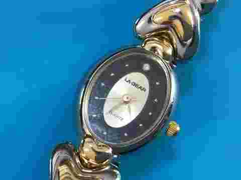 LA GEAR Watch LG542 Heart Shaped Band New Battery, WORKING