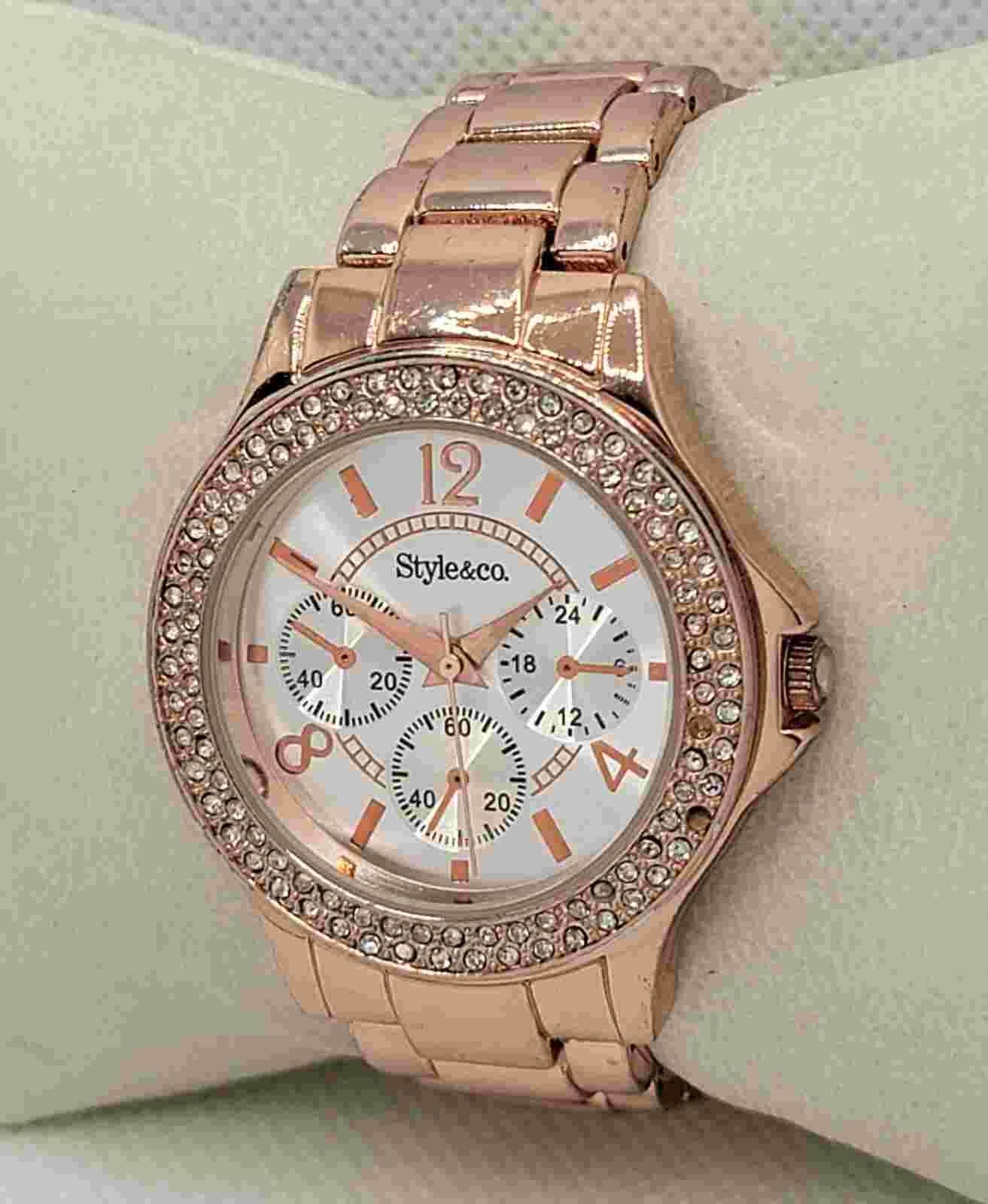 Ladies Style & Co Rose Gold Tone Rhinestone Bezel Link Bracelet Analog Watch H1