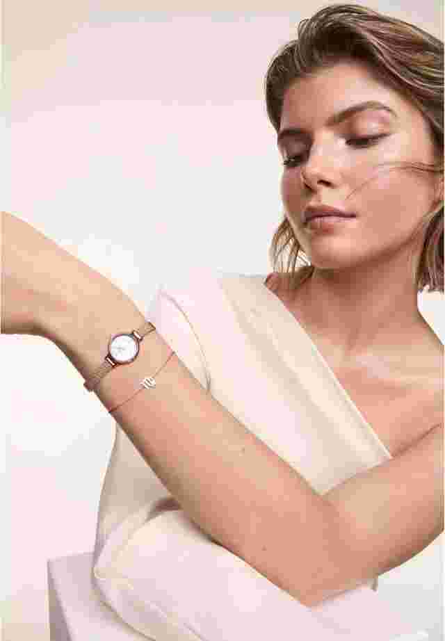 Daniel Wellington Watch Petite Mini Blush Melrose 19mm DW00100743 Women's Gold