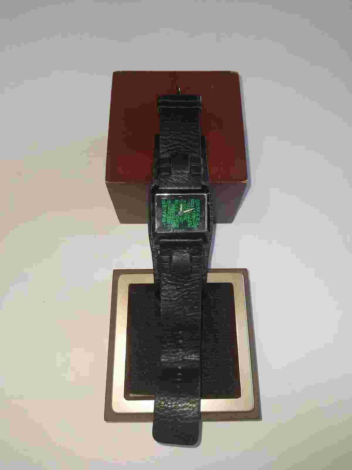 VERY RARE Fossil Watch Jr8340 THE MATRIX MOVIE all original working perfect