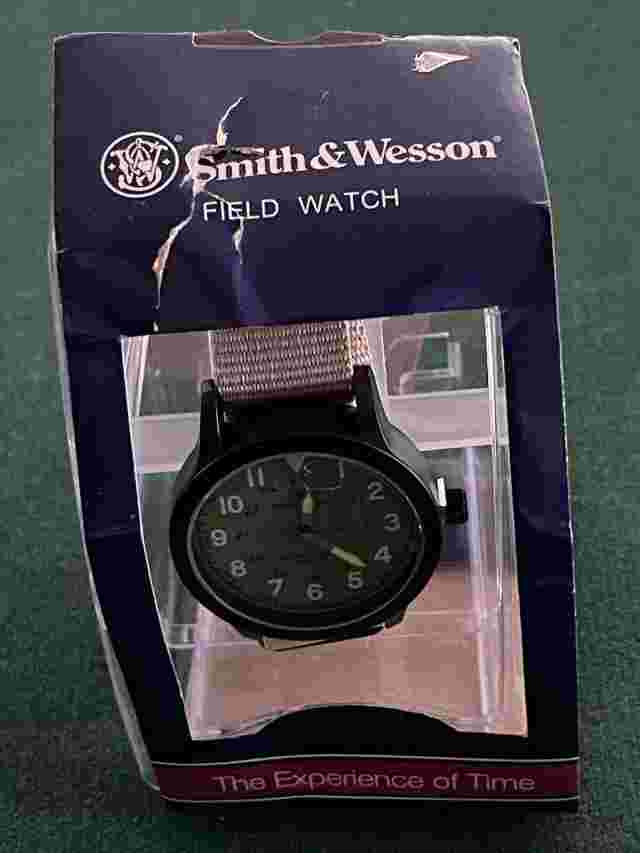 NEW SMITH & WESSON CANVAS FIELD WATCH - TAN - 30M WATER RESISTANT
