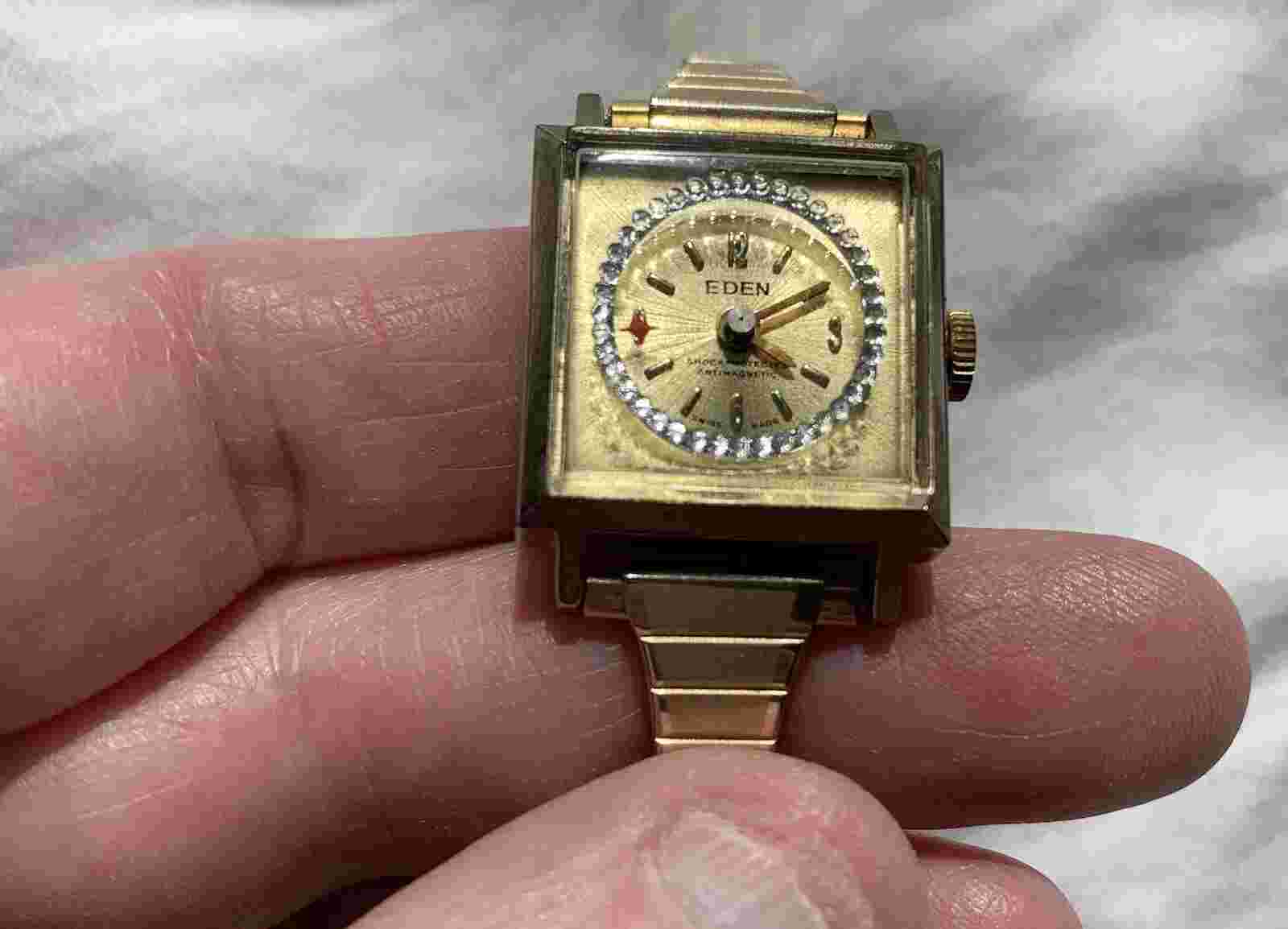 Vintage EDEN Watch Womens Gold Tone Stainless Steel Swiss Made Rhinestones Dial