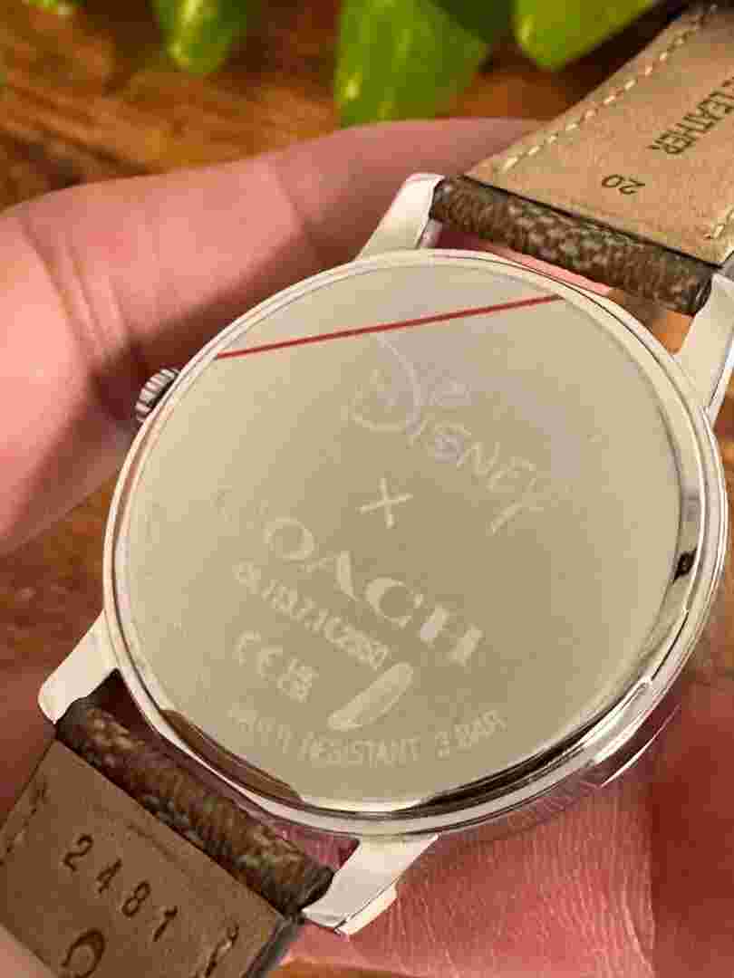 Men's Wristwatch Mickey Mouse Quartz White/Silver retro Casual Used from Japan