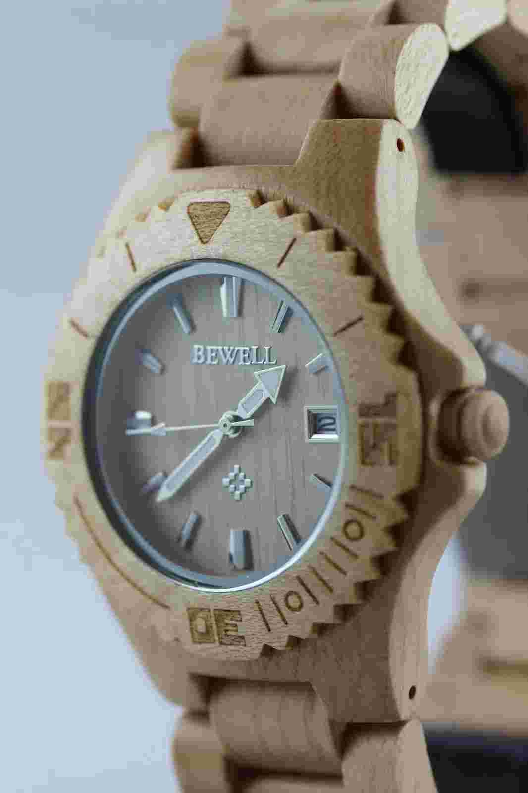 BEWELL Wooden Watch Date Maple Natural 42mm A-Ware Top Gift Women's Watch Men's Watch