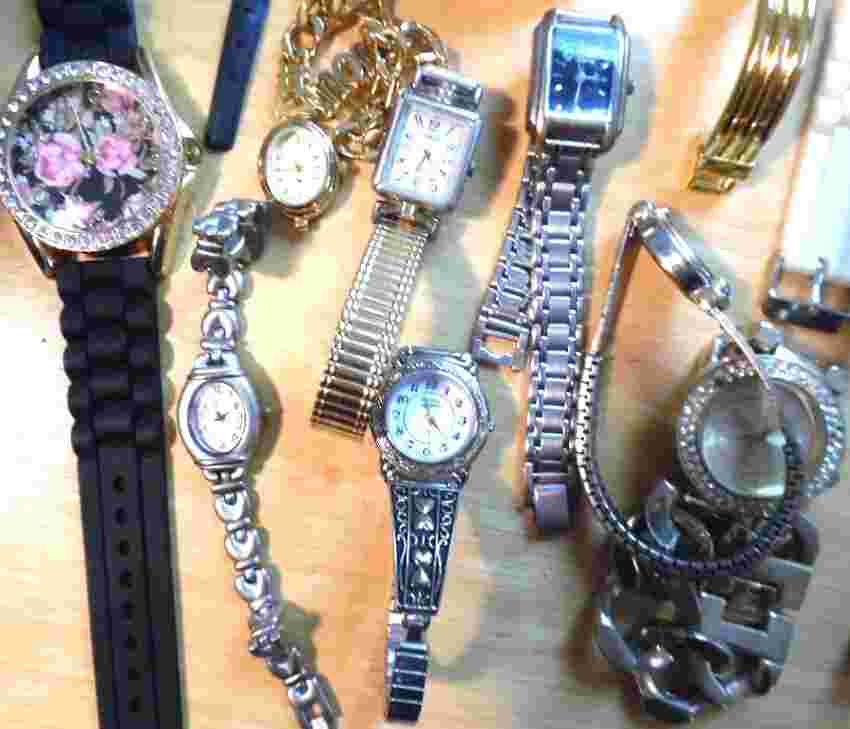 Lot of 46 Mens and Ladies Watches for Parts or Repair, 16M,30W, look good