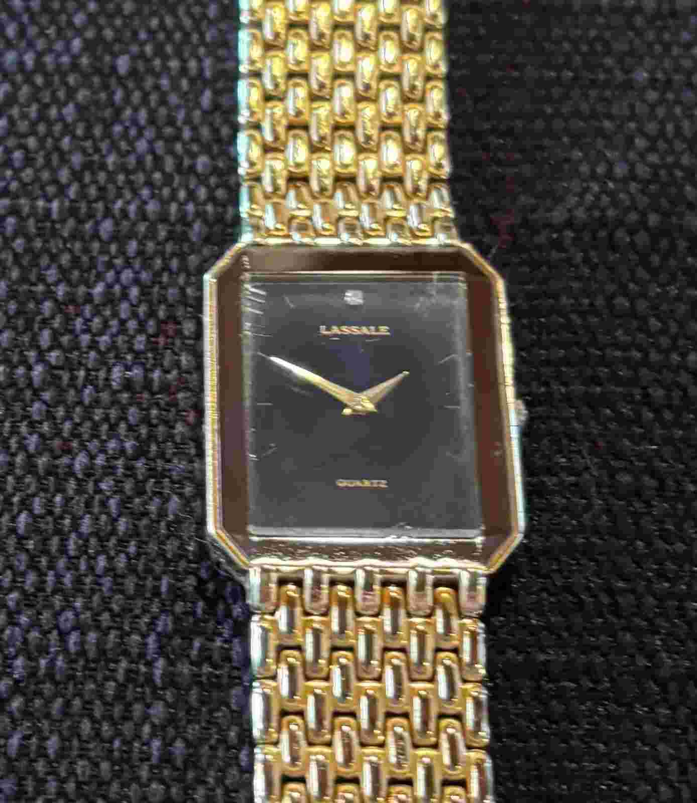 Vintage LaSalle Ladies Gold-Tone Quartz Watch # 7N00-5A39 - New Battery