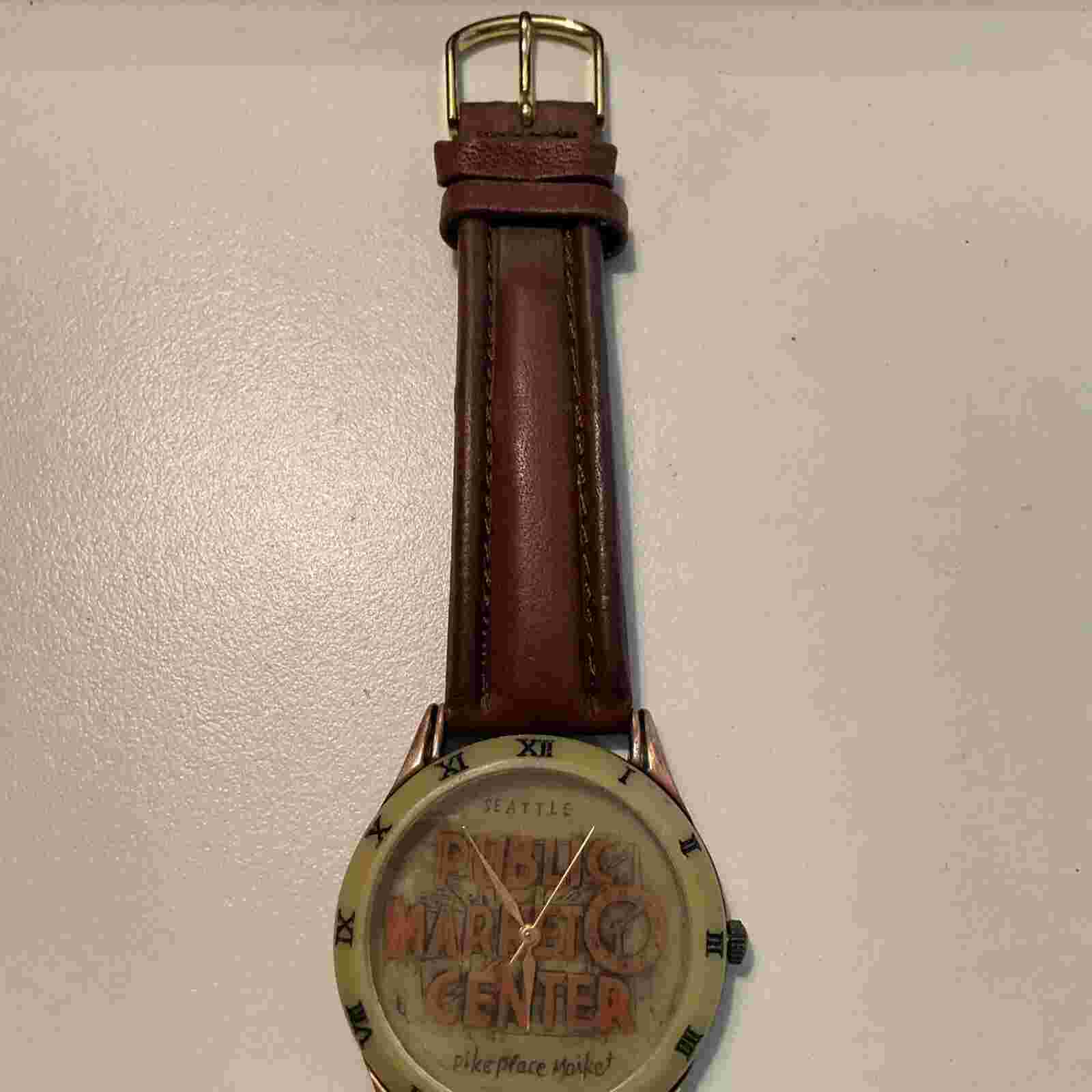 Vintage Mens Watch “Seattle Public Market Pike Place Market” Logo Dial 37mm B-B