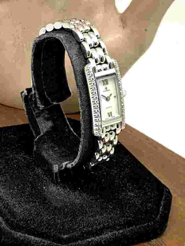 Cyma Women's Watch Swiss Quartz Diamond Mother of Pearl Dial Tank 18k White Gold
