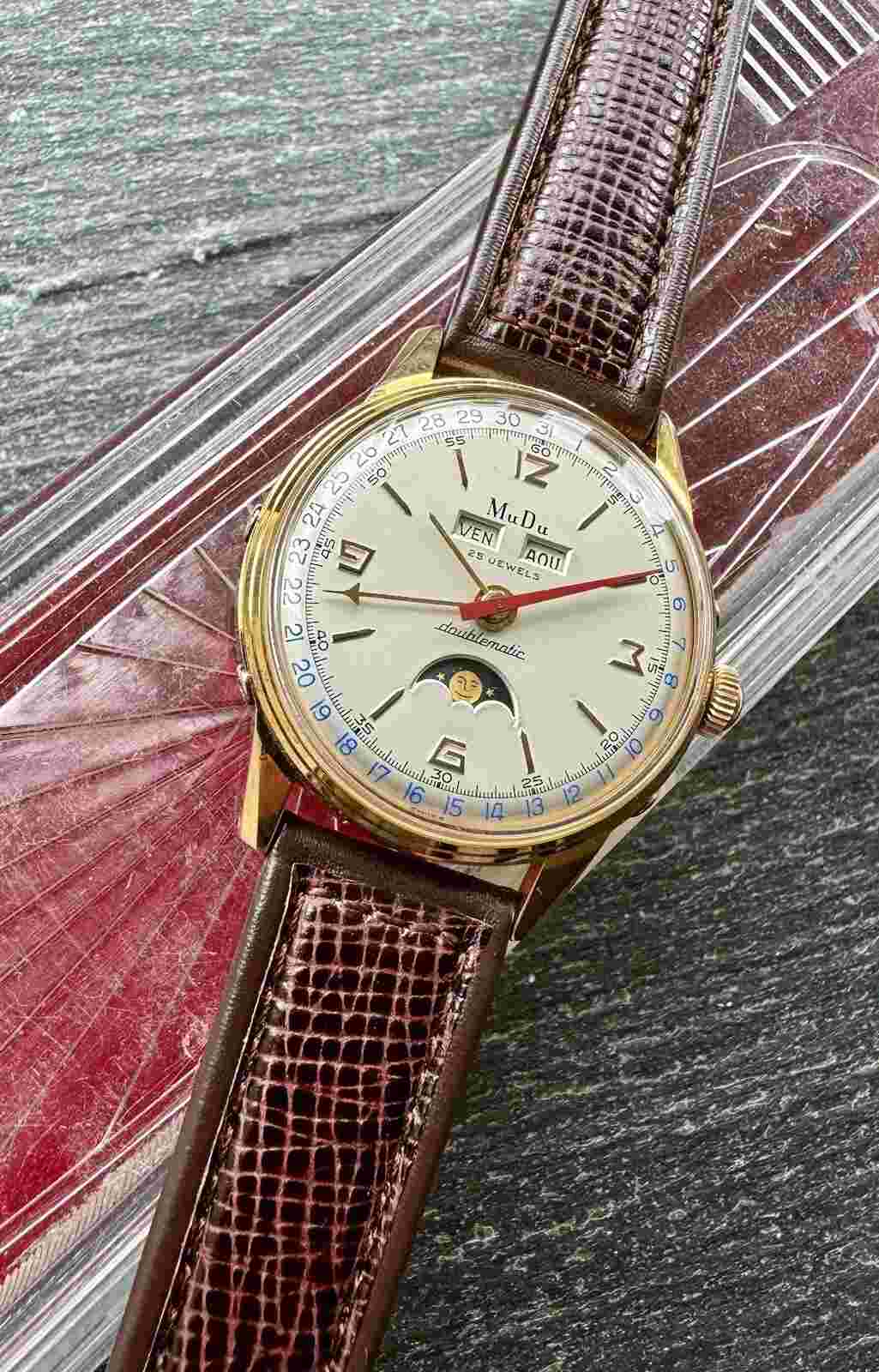 RARE VINTAGE MuDu DOUBLEMATIC TRIPLE DATE MOONPHASE MEN WRISTWATCH C:1950-60’s