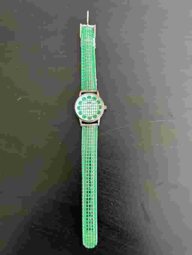 Bratz Green Quartz Analog Wristwatch With Funky Patterned Dial & Strap
