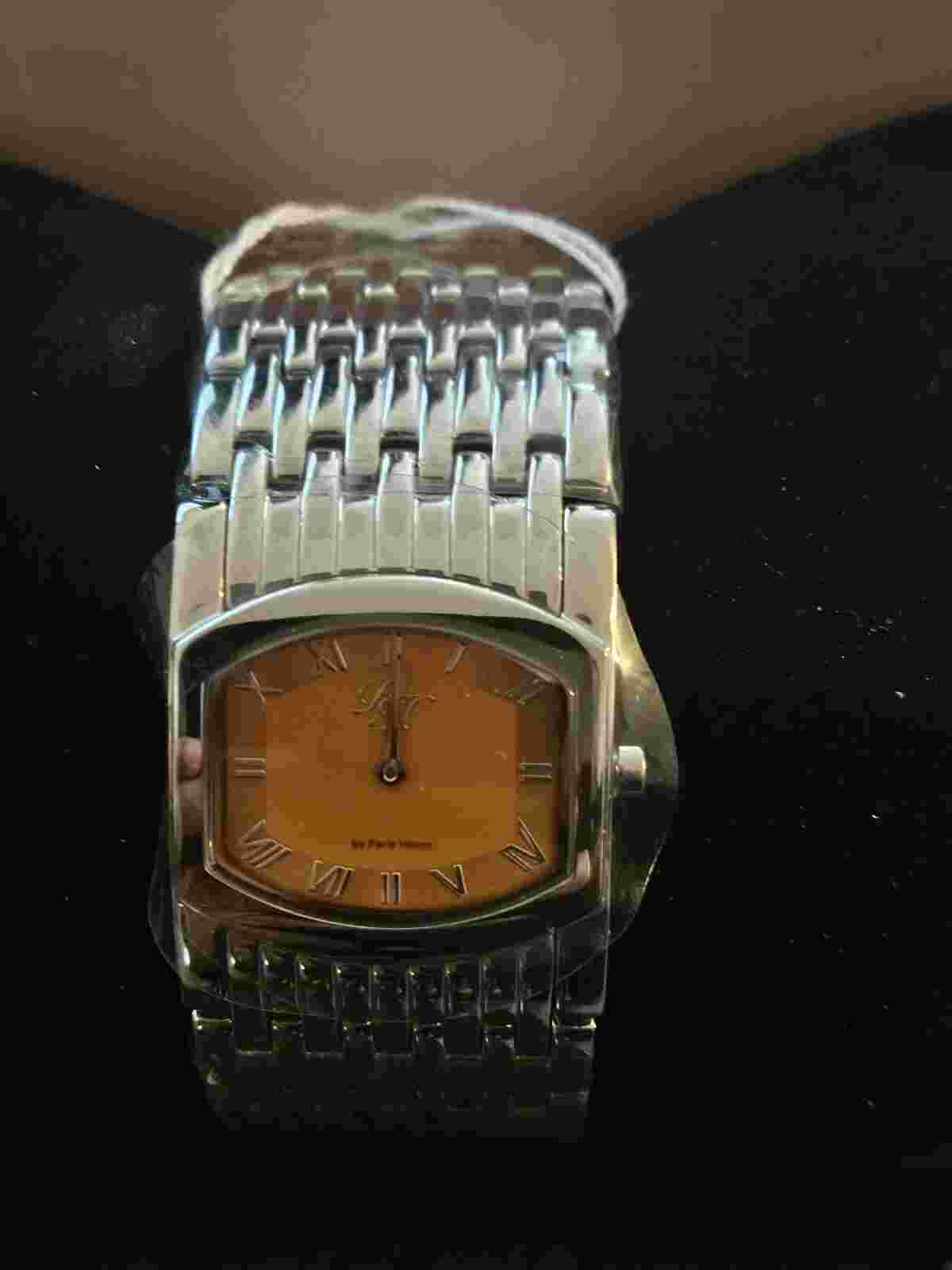 PH PARIS HILTON BRACELET COLLECTION WR NEW BATTERY WRISTWATCH 6447(Brand New )