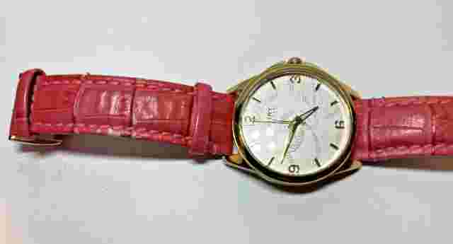 heidi daus model b9867 watch