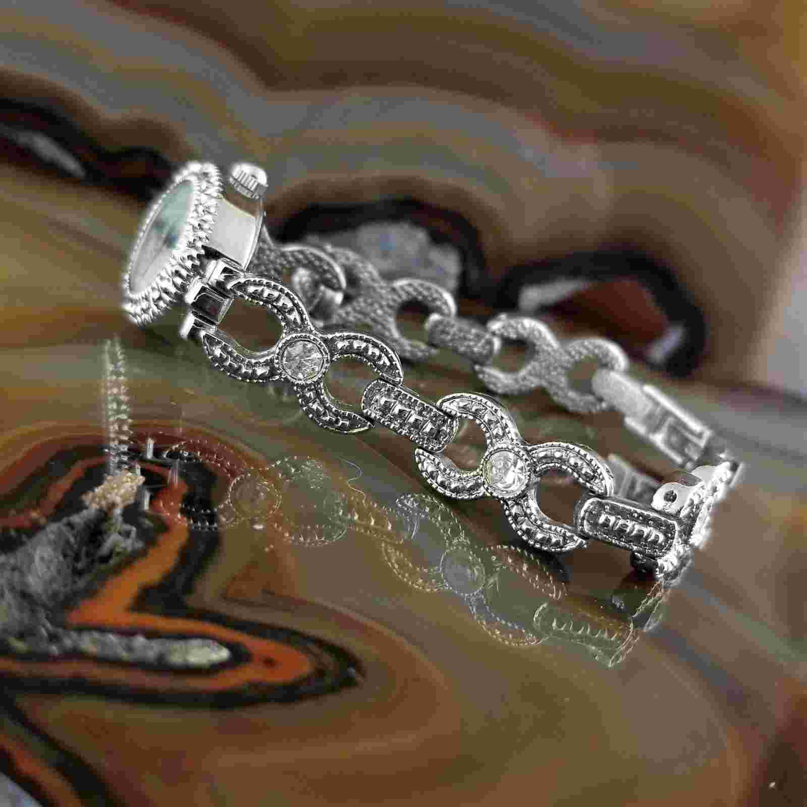 Women's LA Express Silver Horseshoe Link Bracelet Crystal Accents