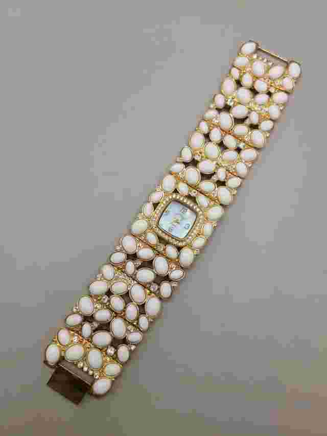 VTG ADRIENNE White Watch Pearl Face Rhinestone Gold Bling Bracelet for parts