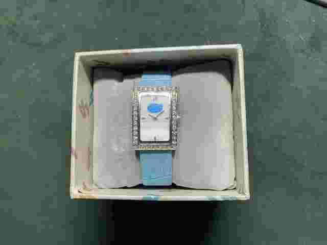 UNIVERSITY OF FLORIDA GATORS WATCH BLUE LOGOART
