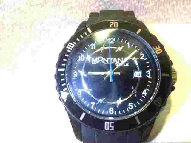 Montana Silversmiths Watch black Rubber Barb Wire Dial Date Rot Bezel New Bat EC