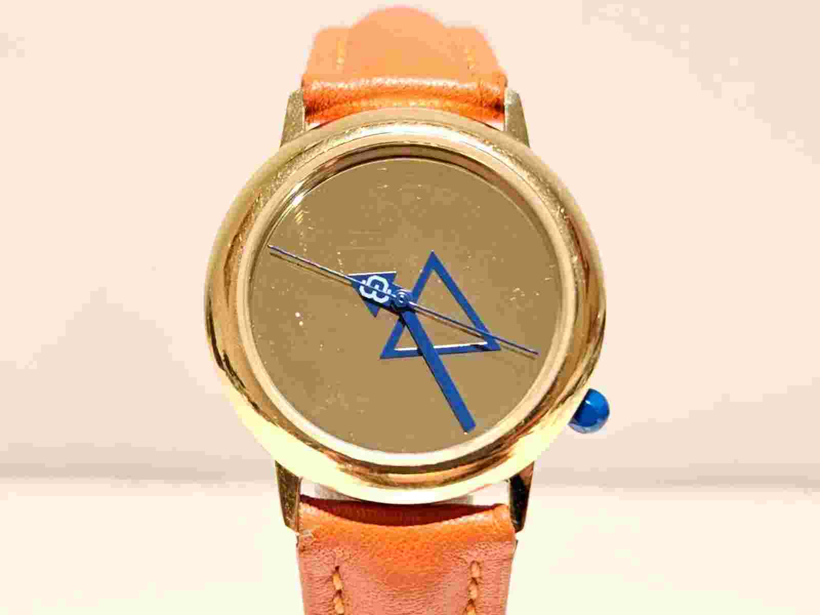 VINTAGE RARE LUXURY GOLD PLATED FRANCE MENS LADIES QUARTZ WATCH "BEUCHAT"