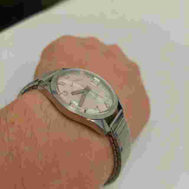 VINTAGE ANDRE BOUCHARD 17 JEWELS MECHANICAL INCABLOC DATE MEN'S WATCH *RUNNING*