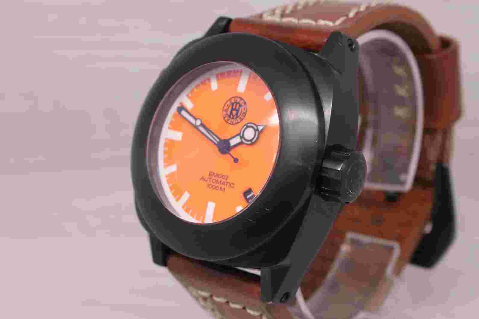 Enzo Mechana EM002 Mens 42mm Black PVD Steel Automatic Divers Watch Orange w Box