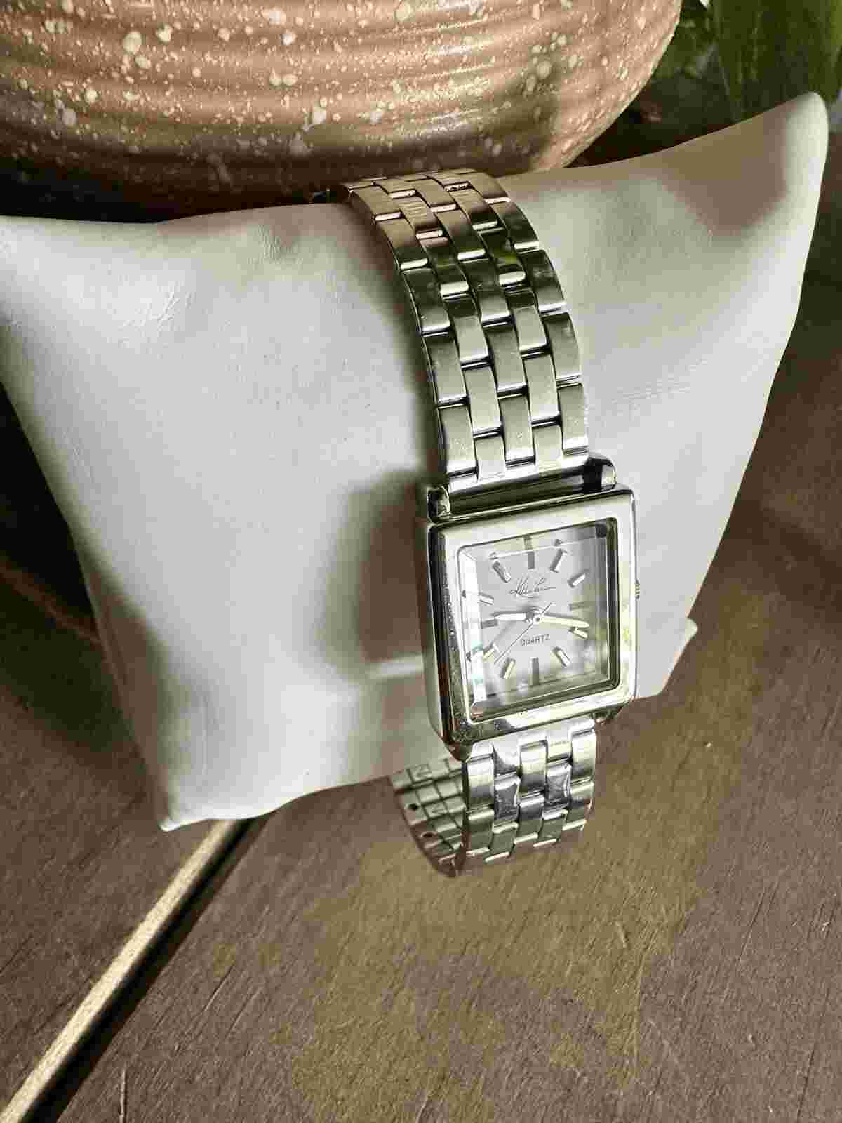 Kathie Lee Women Watch - Silver Square Wrist Casual SR626SW  - Needs Battery