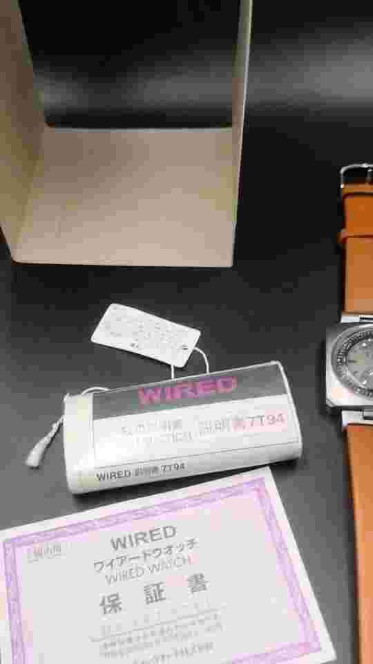 Vintage and Rare WIRED XYZ Chronograph Men’s  quartz watch. Come with Box.