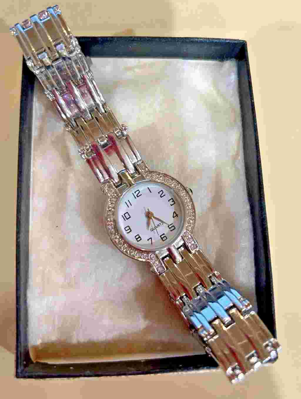 Haband Women's Silver Watch  Quartz Rhinestone