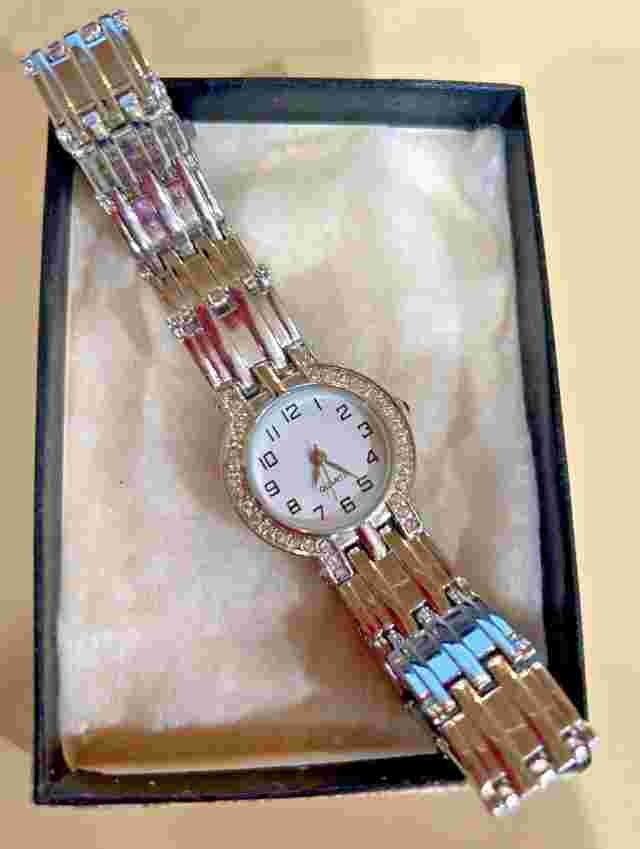 Haband Women's Silver Watch  Quartz Rhinestone