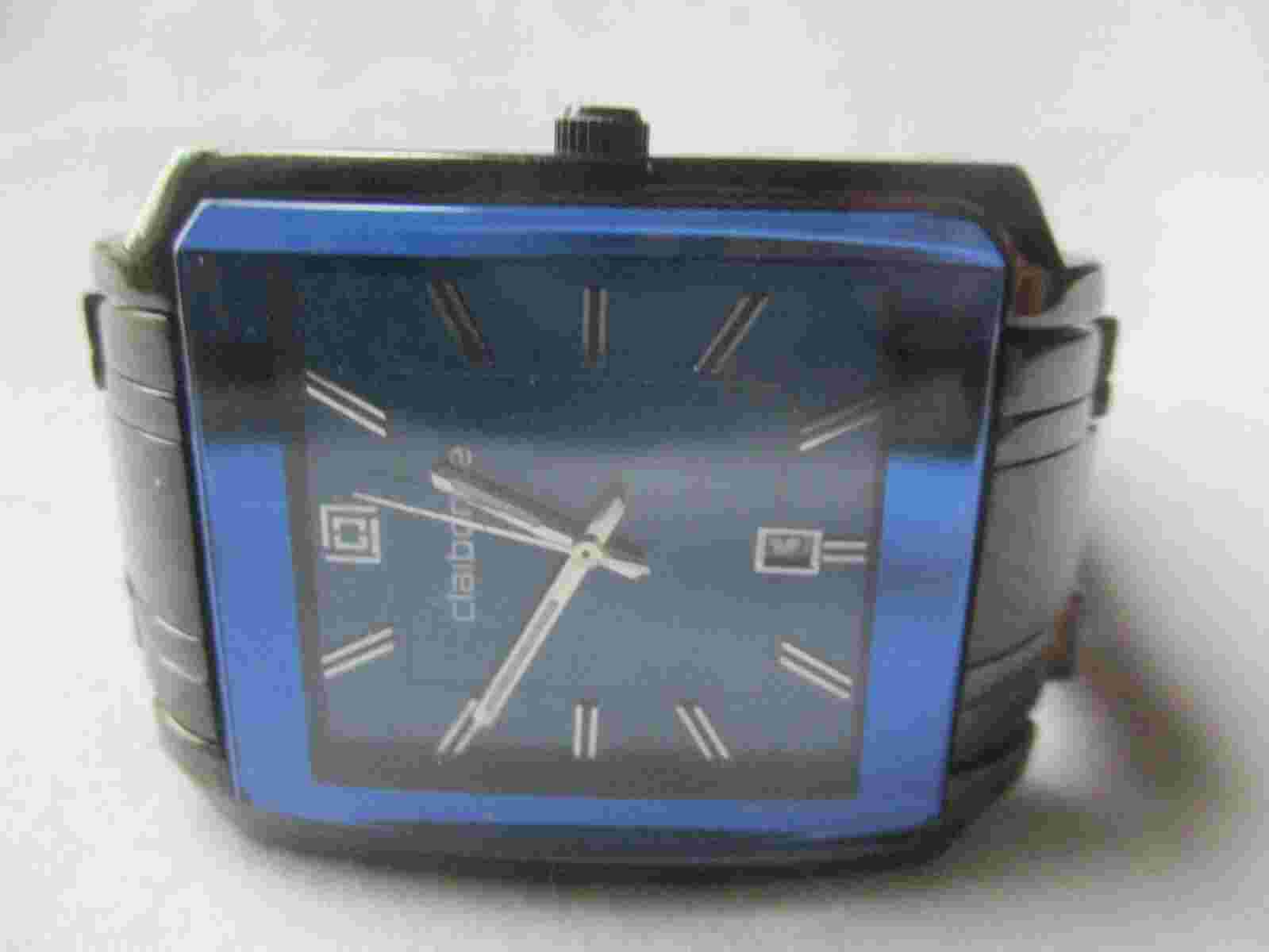Claiborne Analog Wristwatch with a Date Indicator