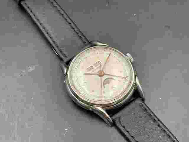 Leonidas Triple Calander Moonphase Nice!