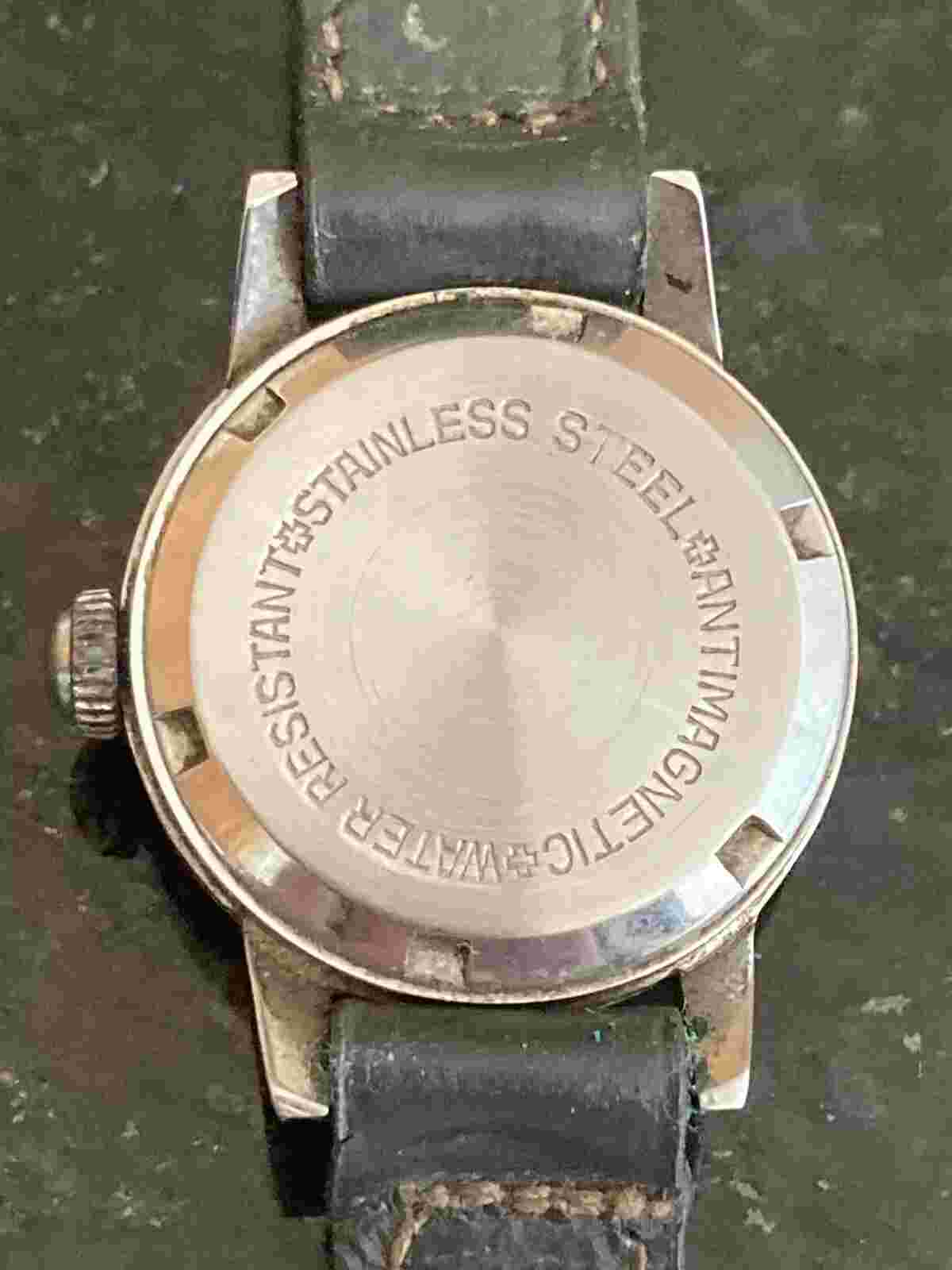 Running vintage Explorer dial 17 jewel Park Lane ladies womans watch