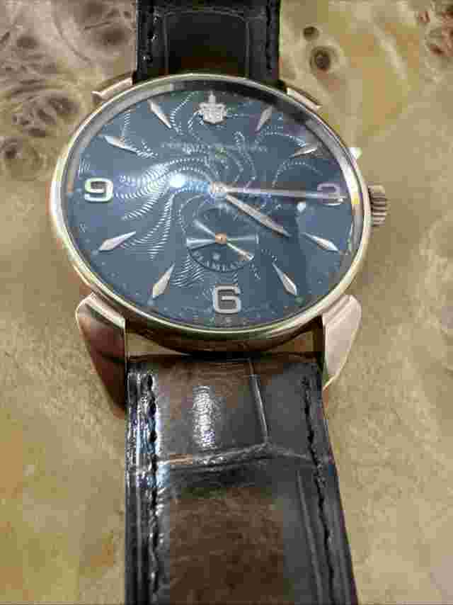 Cuervo y Sobrinos Historiador Flameante 3130.9FG. With Humidor Box .